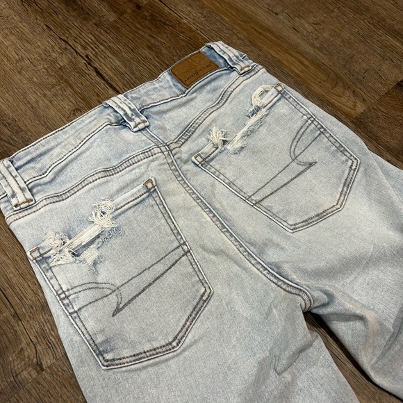 American Eagle Outfitters Light Blue High Rise Button Fly Flare Jeans - Picture 7 of 8